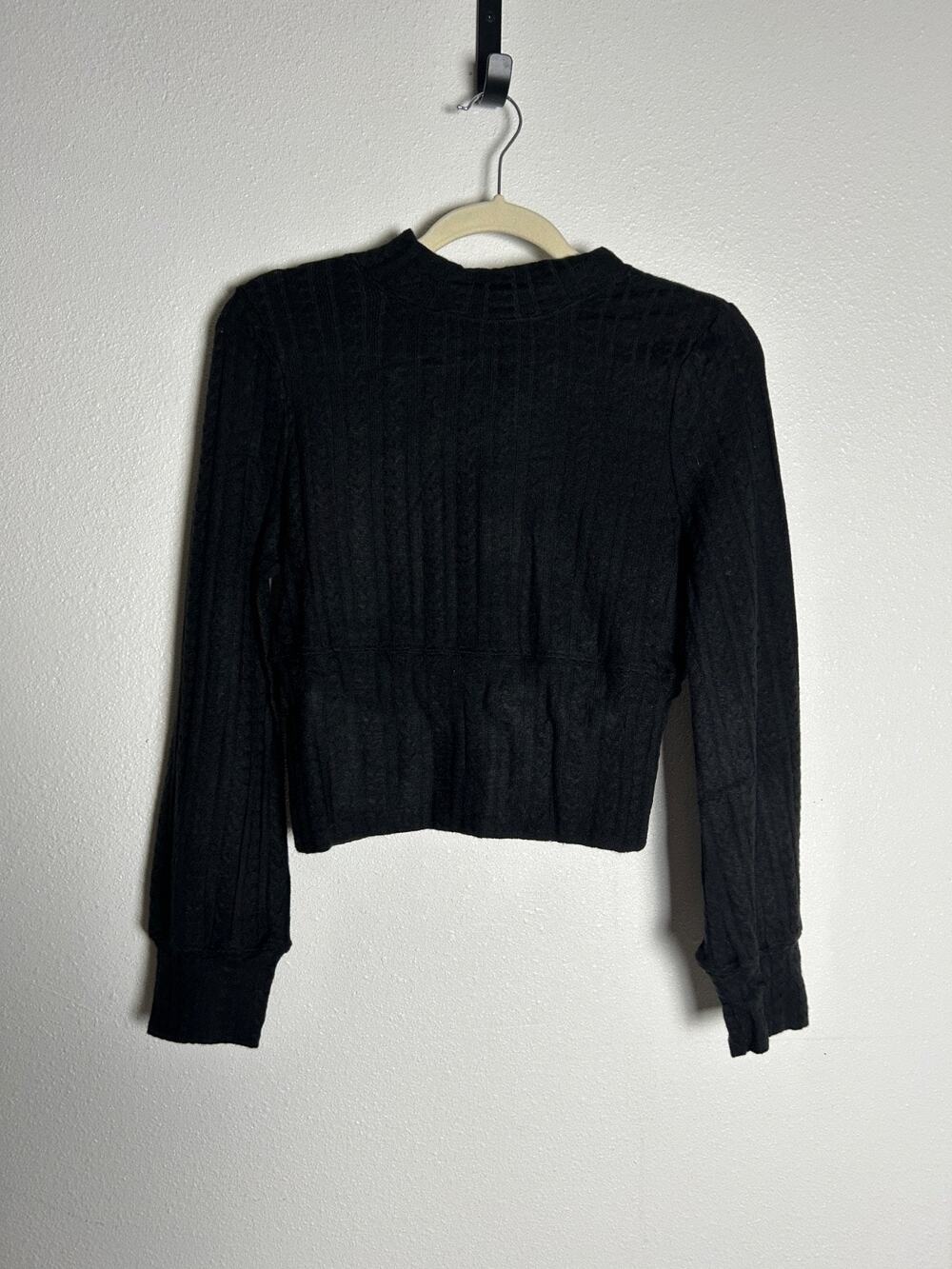 NWT Band of the Free Fitted High-Waist Crop Knit Stretch Black Sweater Size L